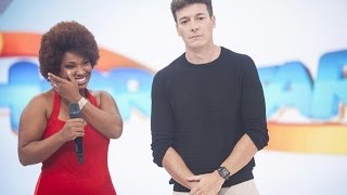 Thalita, a Whitney Houston brasileira, realiza sonho e da um show na Hora do Faro