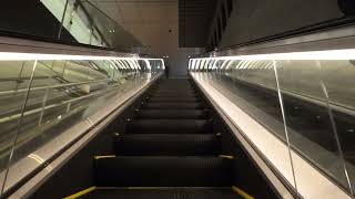 東京 鉄鋼ビルディング B1F‐1F | TEKKO BUILDING, Escalator Tokyo Japan