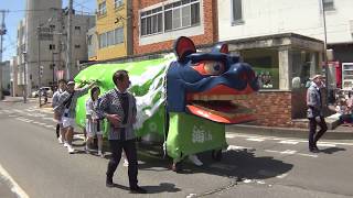 小休憩を経て子獅子の小波ちゃんと海くんが出発です～♪　本祭り　酒田まつり2019　C0040