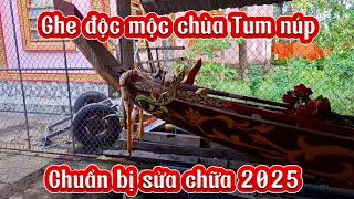 Chùa Tum núp chuẩn bị sửa chữa ghe ngo độc mộc mua từ lào về.!!