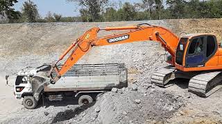 รีวิว EXCAVATOR DOOSAN DX 200A ขุดสระใหญ่ เจอดินแข็ง ลองชมว่า สู้ ไหมครับท่าน