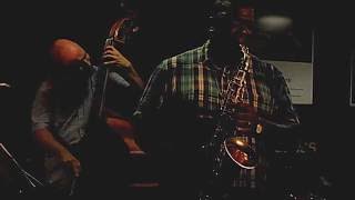 Jesse Davis Quartet plays 'Old Folks' live at Jimmy Glass Jazz Bar 2016