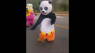 Go 'Head Panda - Hilarious Dancing Cartoon Christmas Parade