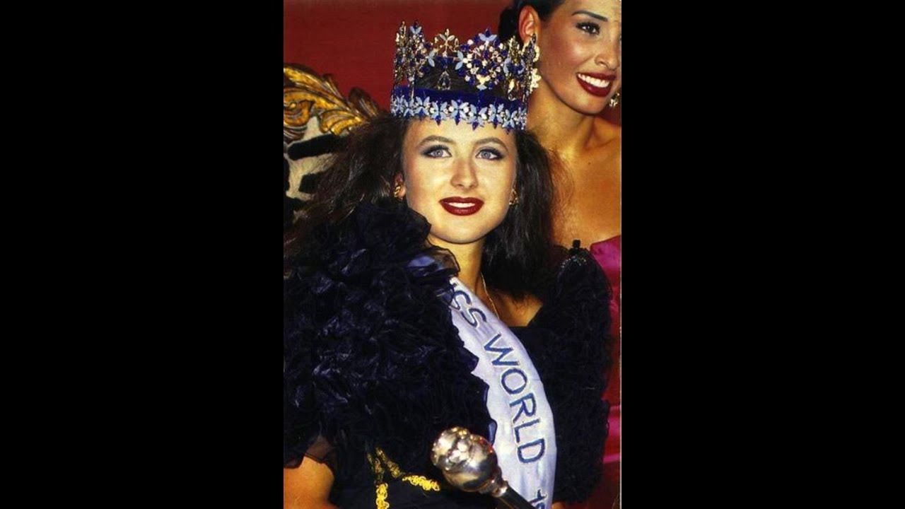 Miss World 1992 - Julia Kourotchkina (Russia) - YouTube