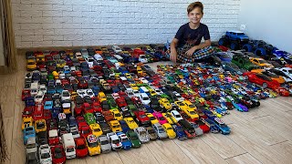 How many toy cars Mark has?