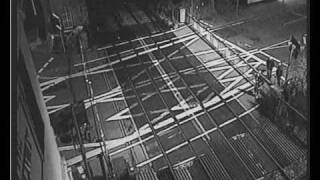 Brighton Road / High Street level crossing in Crawley, West Sussex