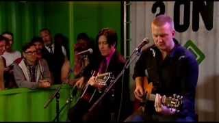 QOTSA - I Sat By The Ocean (Pinkpop Acoustic 2013)