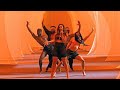 ROSALÍA - “Relación remix, TKN” Live | SAVAGE X FENTY fashion show (HD)