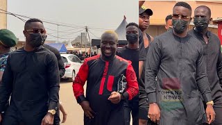 Watch how @OfficialSarkodie stormed @sdkdele  ‘s dad’s funeral at Tema