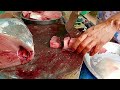 how to cut tuna fish🐋 വലിയ മീനിനെ എങ്ങനെ കട്ട്‌ ചെയ്യാം