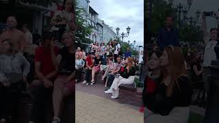 04.07.2024 Brest Belarus...  Уличные музыканты/Street musicians... Walks with Victoria