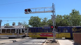 SACRT 204 \u0026 112 Blue Line Light Rail Trains, S St. Railroad Crossing, Sacramento CA