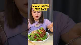 Nikmatnya Makan Bakso Panas Pake Cabe Rawit