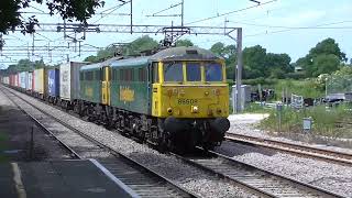 Freightliner Class86 86609 \u0026 86614 rush a southbound service through Acton Bridge 29 July 2015