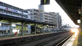 2009/10/18　普通列車(105系+123系)到着@新下関駅