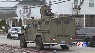 Man arrested after standoff in Pawtucket