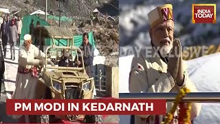 PM Modi Reaches Kedarnath Temple To Offer Prayer | Uttarakhand News