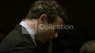 SOUTH AFRICA: PISTORIUS CRIES IN COURT