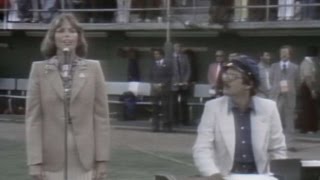 1978 ASG: Captain & Tennille perform national anthem