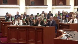 PS rrëzon dekretin e Begajt, Açka dhe Agalliu bashkojnë votat me mazhorancën, vetëm Sterkaj pro