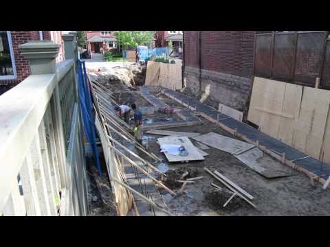 Building a new house in Toronto - preparing the footings Building a new house in Toronto - preparing the footings