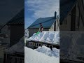 重いガリガリ雪の屋根の雪下ろし🌈 続き2 shorts 雪下ろし