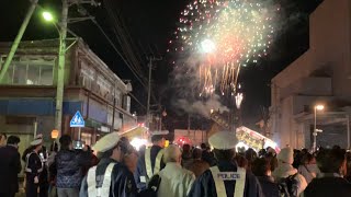 秩父夜祭 Chichibu Yomatsuri 大祭 花火大会 fireworks festival のオープニングを飾る花火が打ち上げられた瞬間、警官の連行シーンに遭遇！日本三大曳山祭