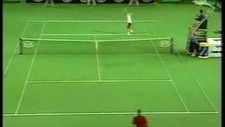 Magic Defense Federer by Hewitt