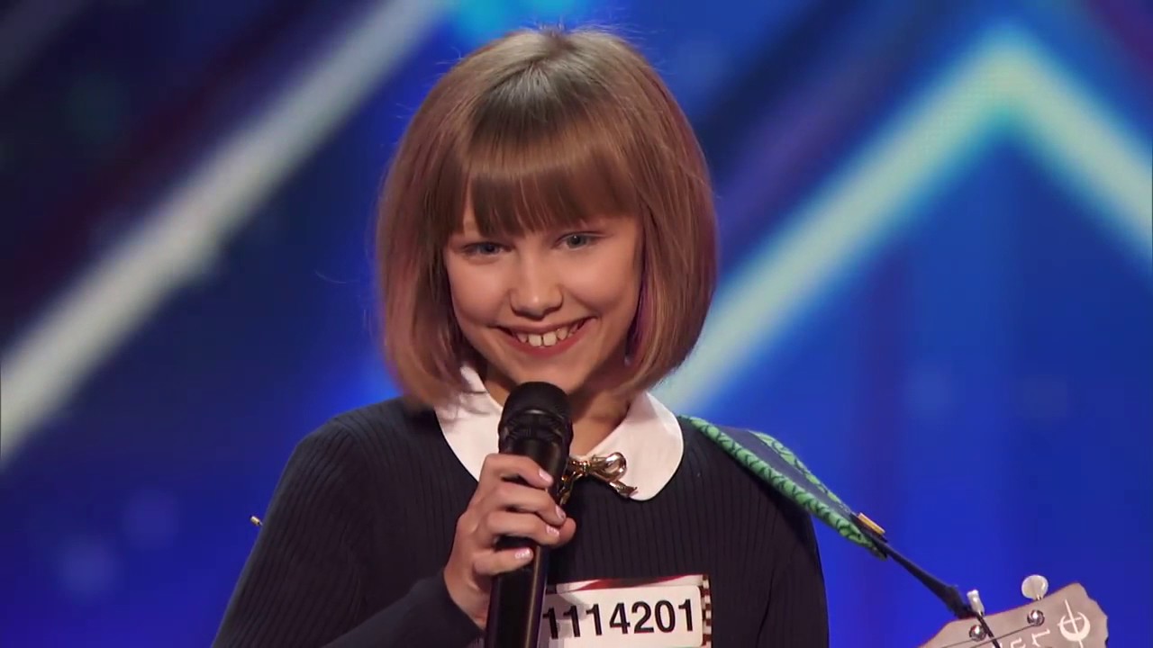 Grace VanderWaal: 12-Year-Old Ukulele Player Gets Golden Buzzer ...