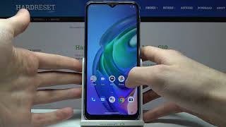 How to Take and Find the Screenshot on the MOTOROLA Moto G10