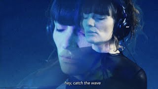 HALO MAUD - Catch The Wave (live session)