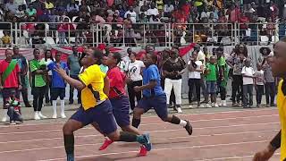 Faith Academy cannanland Ota inter-house sport 2022, female VS male 100meters chubby race..