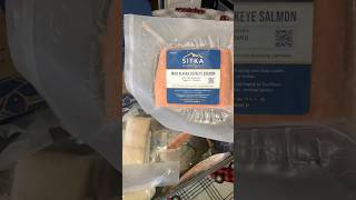 UNBOXING MY SITKA SEAFOOD MARKET BOX 🦀🦐🍣🐟 #shorts #sitkaseafoodmarket #seafood #unboxing #fyp