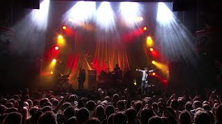 SUEDE - SO YOUNG - (LIVE IN PARIS 2013)