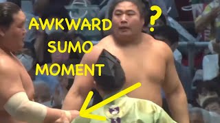 Terunofuji vs Wakamotoharu - Awkward timing