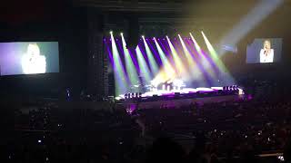 Veronic Dicaire Impersonates Mariah Carey in Jakarta Live 2018