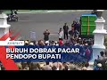 Tuntut Kenaikan Upah, Buruh Dobrak Pagar Pendopo Bupati Jember