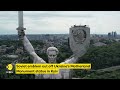 soviet emblem cut off ukraine s motherland monument statue in kyiv wion originals