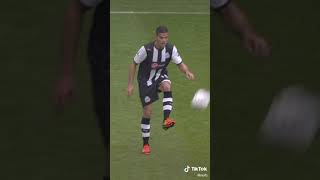 Hatem Ben Arfa was something else 🤤 #NUFC #PL #Newcastle United Football Club