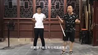 咏春拳日字冲拳标准动作解析，小拇指必须正对鼻子