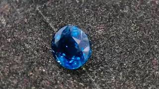 Blue Sapphire (ត្បូងកន្ដៀង)