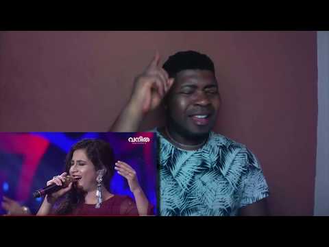 Vocal Coach Reacts To Shreya Ghoshal Ghoomar Live Performance At Vanitha Film Awards 2018