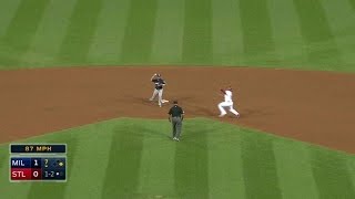 MIL@STL: Brewers end inning with double play