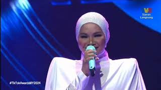 Aina Abdul - Terus Hidup, Jangan Mati Rasa Itu & Puas Sudah | tiktokawards2024