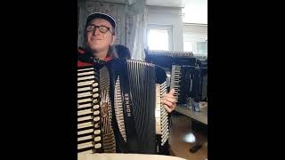 Hohner-Gola.Vrhunska tonski i dihtacijski.🤲🤲🤲 danas za vas prijatelji by Kaita.