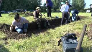 Time Team Digital S20 DIG10 DAY2 - Our Fifth Trench Goes In