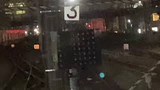 夜に響くジョイント音！和歌山駅に到着する225系5100番台紀州路快速和歌山行き