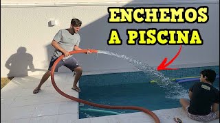 ENCHEMOS NOSSA PISCINA DE ÁGUA PELA PRIMEIRA VEZ  💦 💦