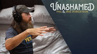 Jase's Comical Bedroom Incident, Phil's Baptism Marathon, and a Crafty Golf Scheme | Ep 130