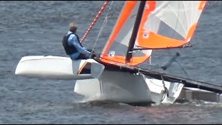 Astus Trimaran Speed in Light Air